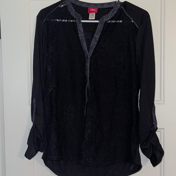 Daytrip Tops - Daytrip button down lace blouse